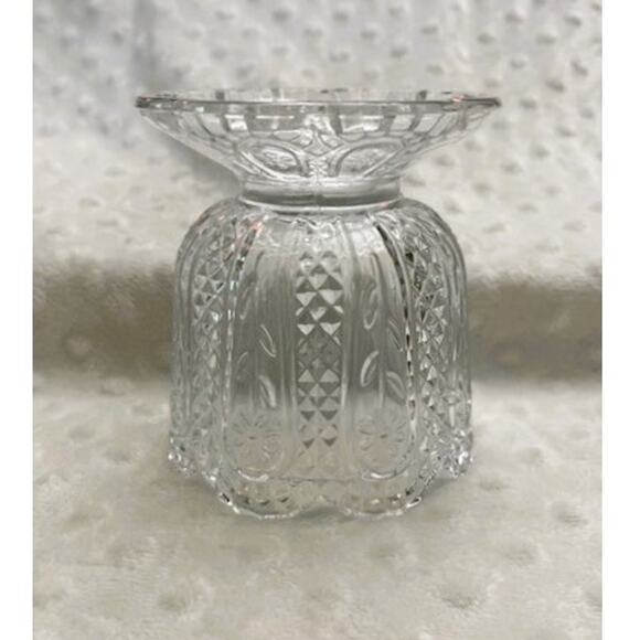 Vintage Avon Fostoria Diamond & Daisy Cut Glass Footed Votive Candle Holder - Picture 4 of 5